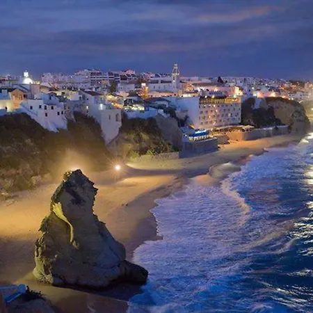 Σπίτι διακοπών Amendoeira-pool Heated - By Algarkasa Guia (Faro)