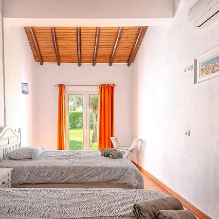 Amendoeira-pool Heated - By Algarkasa * Guia (Faro)