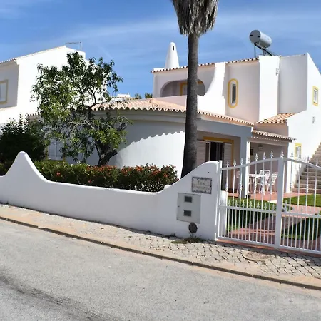 Amendoeira-pool Heated - By Algarkasa * Guia (Faro)