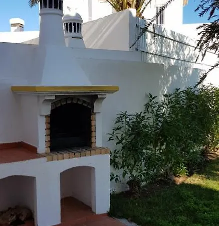 Tatil Evi Amendoeira-pool Heated - By Algarkasa